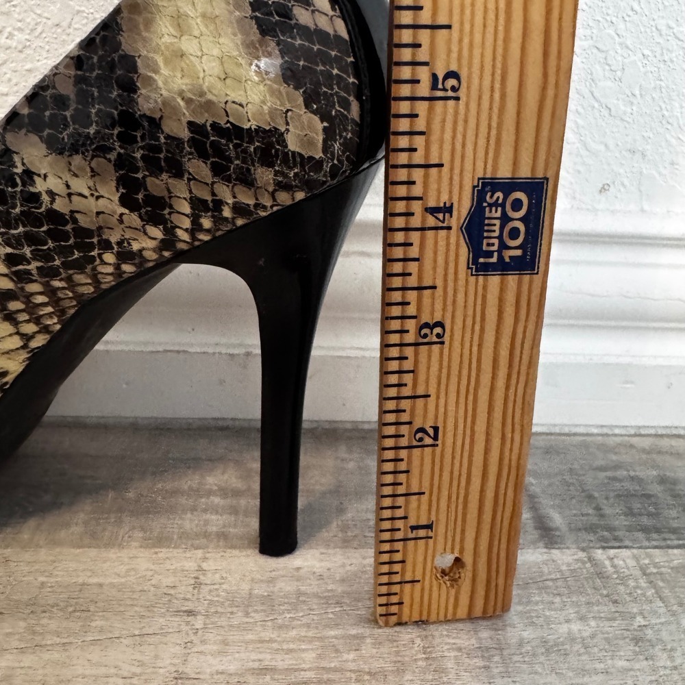 GUESS Womens Stiletto Snake Animal Print Party Shoes Pump Heel US 8.5M Y2K 90s - Picture 16 of 16